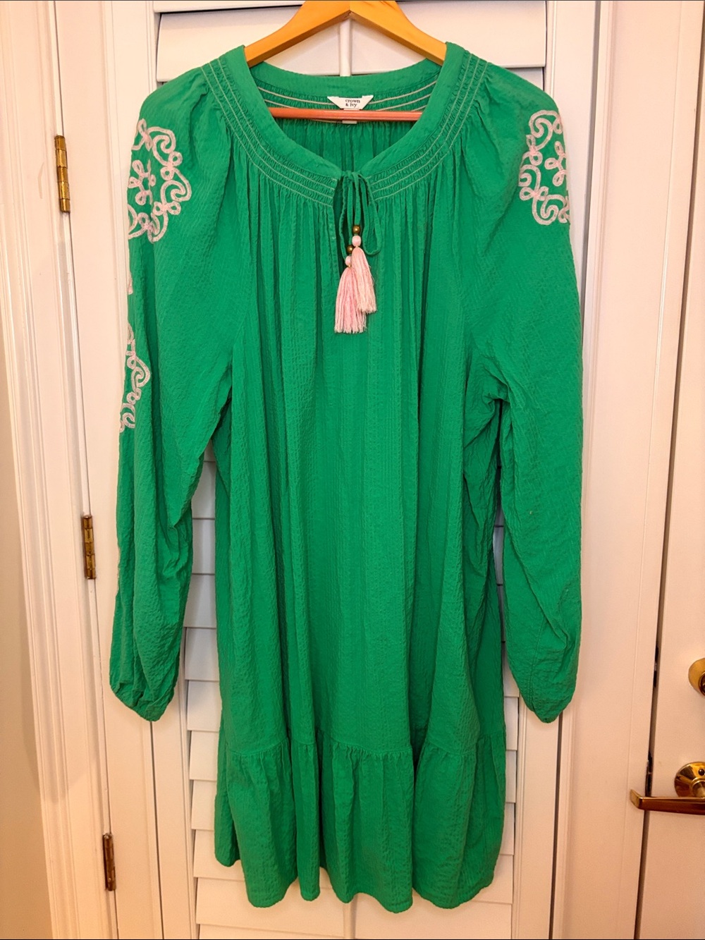 crown & ivy Emerald Green Embroidered Tassel Gauze Dress with Pink Accent XXL